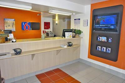 متل 6 جاکسُن