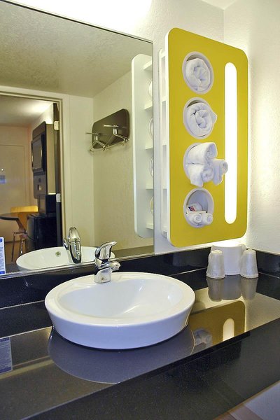 متل 6 جاکسُن