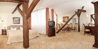 هنری هتل برلین کورفورستندام