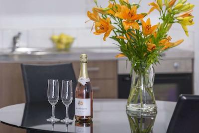 است مارتینز والدرف اپارتمنت