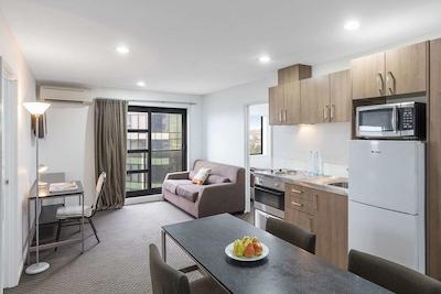 است مارتینز والدرف اپارتمنت