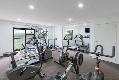 است مارتینز والدرف اپارتمنت