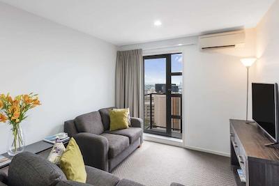 است مارتینز والدرف اپارتمنت