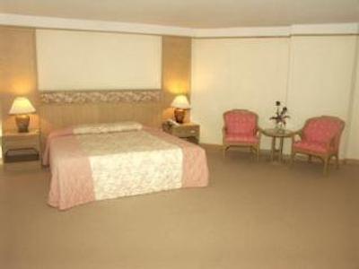 لانا ویو هتل اند اسپا