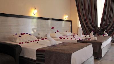 سنزا اینوا بیچ هتل