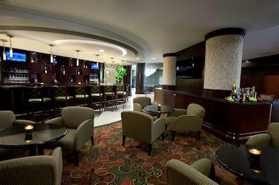 هیلتون گاردن این ترنتو آیرپرت