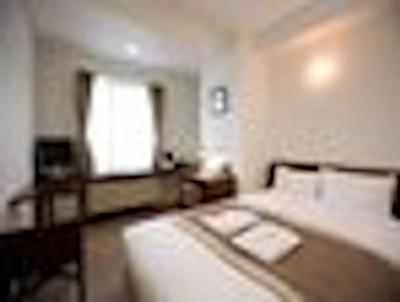 سیتیهتل لنستار شینجوکو