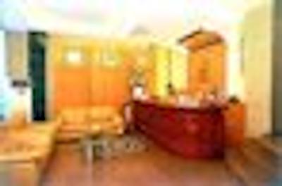 گود ویبز سنترال هتل