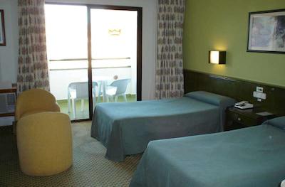 هتل ریو منیکا