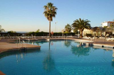 هتل ریو منیکا