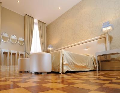 هتل آی دو پرینسیپی