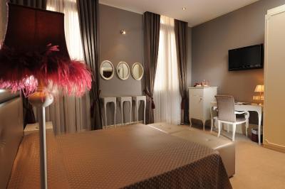 هتل آی دو پرینسیپی