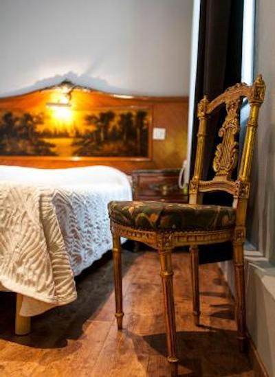 ارناود برنارد هتل