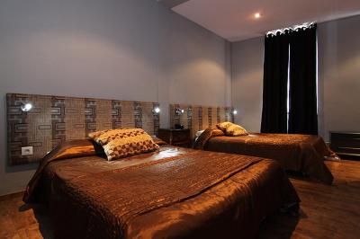 ارناود برنارد هتل