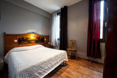 ارناود برنارد هتل