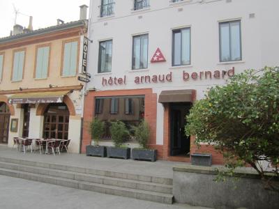 ارناود برنارد هتل