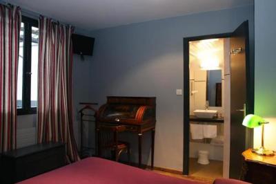 ارناود برنارد هتل