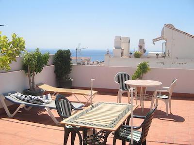 اپارتامنتز ابریل