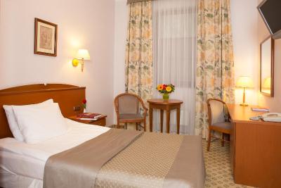 اسامبلیا نیکیتسکایا