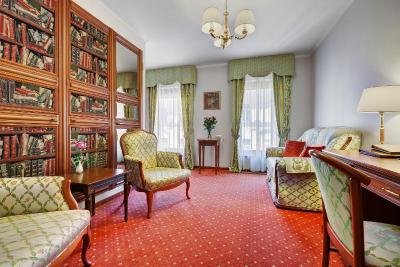 اسامبلیا نیکیتسکایا