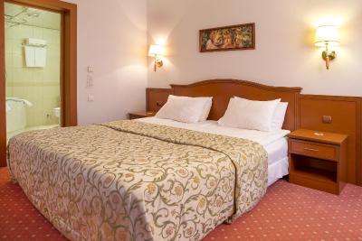 اسامبلیا نیکیتسکایا