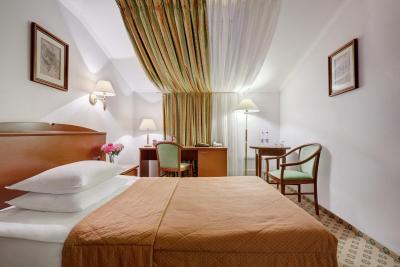 اسامبلیا نیکیتسکایا