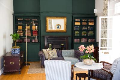 ریور مانر بوتیک هتل