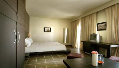 ریال دکامرن تافوکت بیچ