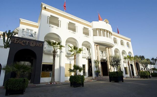 ریال دکامرن تافوکت بیچ
