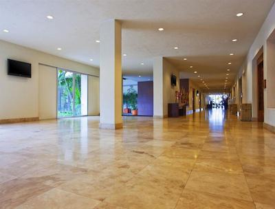 شراتون بوگانویلیاز ریزرت اند کنونشن سنتر