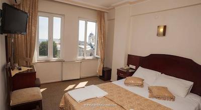 گرند لیزا هتل