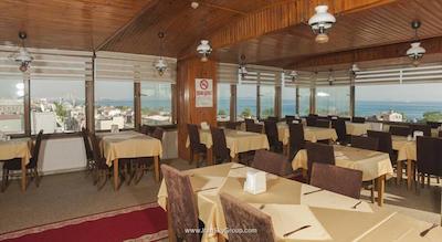 گرند لیزا هتل