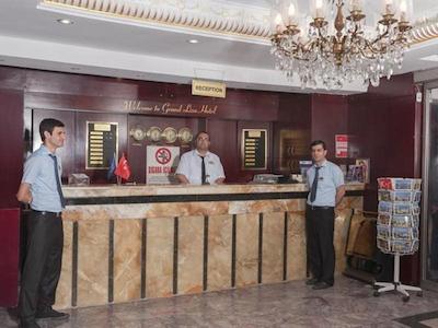 گرند لیزا هتل