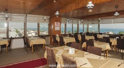 گرند لیزا هتل