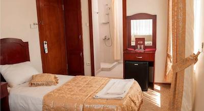 گرند لیزا هتل