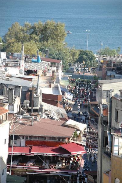 گرند لیزا هتل