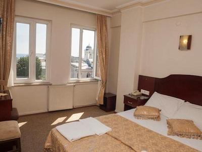 گرند لیزا هتل