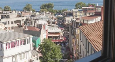 گرند لیزا هتل