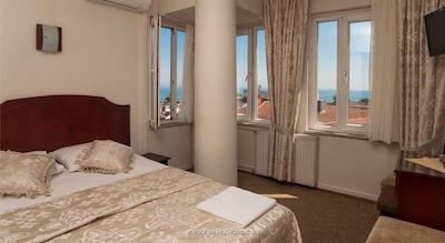 گرند لیزا هتل