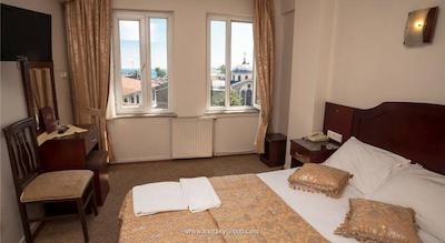 گرند لیزا هتل