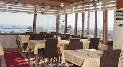 گرند لیزا هتل