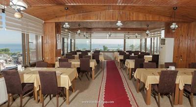 گرند لیزا هتل