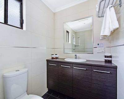 کوالیتی هتل داروین آیرپرت