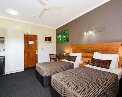 کوالیتی هتل داروین آیرپرت