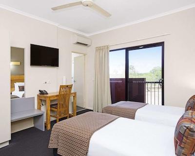 کوالیتی هتل داروین آیرپرت