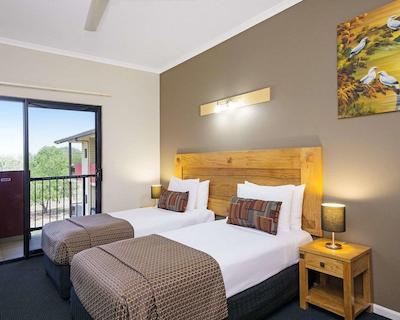 کوالیتی هتل داروین آیرپرت