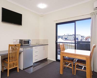 کوالیتی هتل داروین آیرپرت