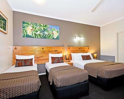 کوالیتی هتل داروین آیرپرت