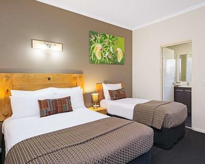 کوالیتی هتل داروین آیرپرت