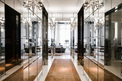 ل ریال منسیو-رافلز پاریز